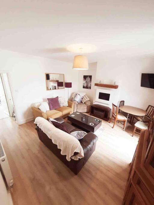 Stylish 2 Bedroom Maisonette In The Heart Of Gloucester Road Appartamento Bristol